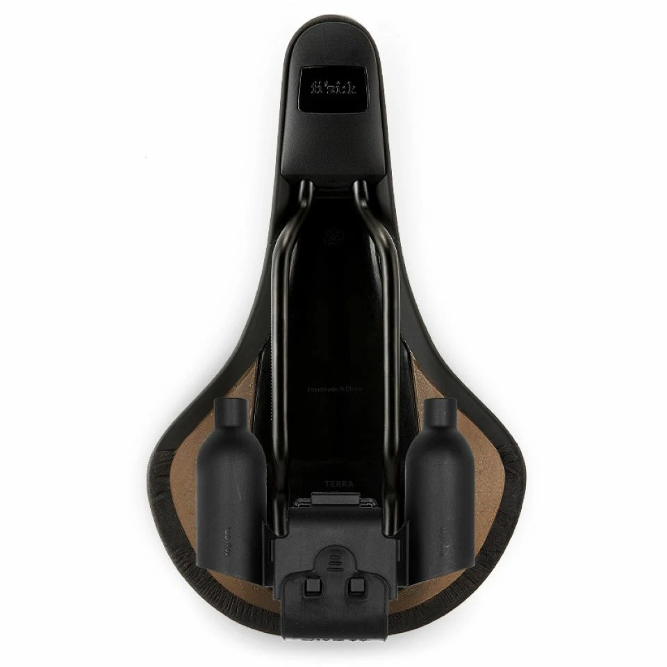 Selle Fizik Terra Alpaca X5 Avec Kit D'outils 6 Selle Fizik Terra Alpaca X5 Avec Kit D'outils – Image 4