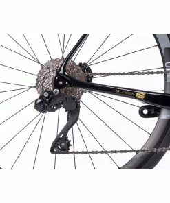 Orro Gold STC 105 Di2 R500DB Road Bike (2023) 21 Orro Gold STC 105 Di2 R500DB Road Bike (2023) -Vélos de route Magasin de vente Orro Gold STC 105 Di2 R800DB Road Bike 09