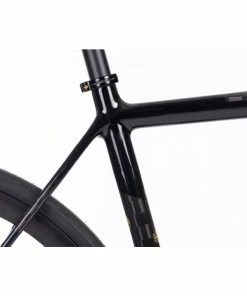 Orro Gold STC 105 Di2 R500DB Road Bike (2023) 19 Orro Gold STC 105 Di2 R500DB Road Bike (2023) -Vélos de route Magasin de vente Orro Gold STC 105 Di2 R800DB Road Bike 10