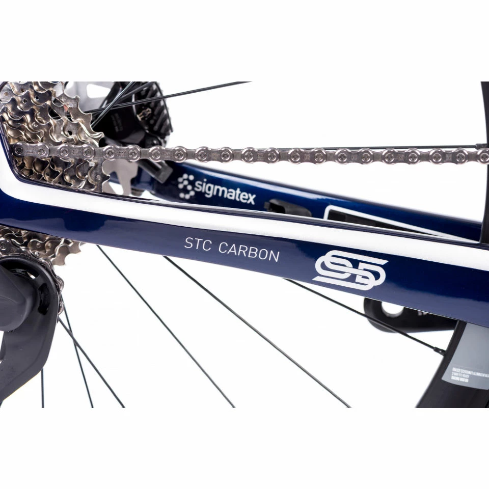 Orro Venturi STC 105 Di2 R800DB Road Bike (2023) 9 Orro Venturi STC 105 Di2 R800DB Road Bike (2023) – Image 7