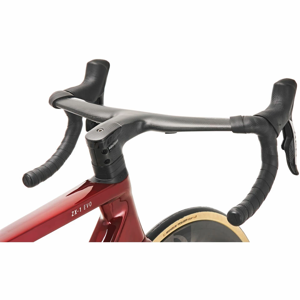 Vitus ZX-1 EVO RED ETap Road Bike 10 Vitus ZX-1 EVO RED ETap Road Bike – Image 8